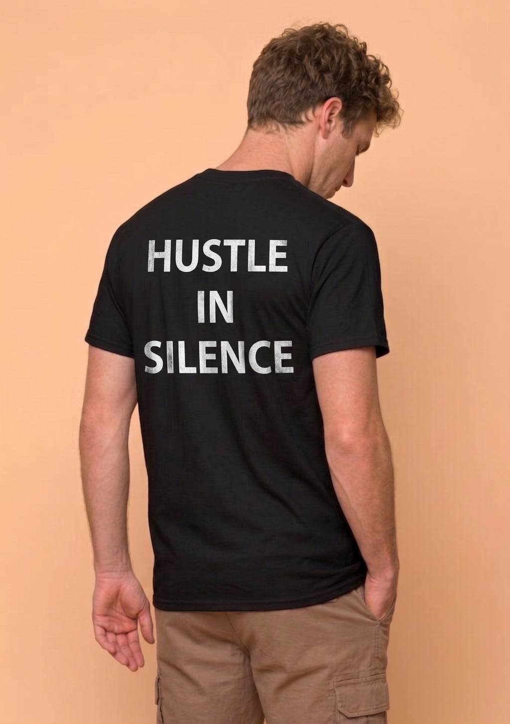 HUSTLE IN SILENCE, TEE